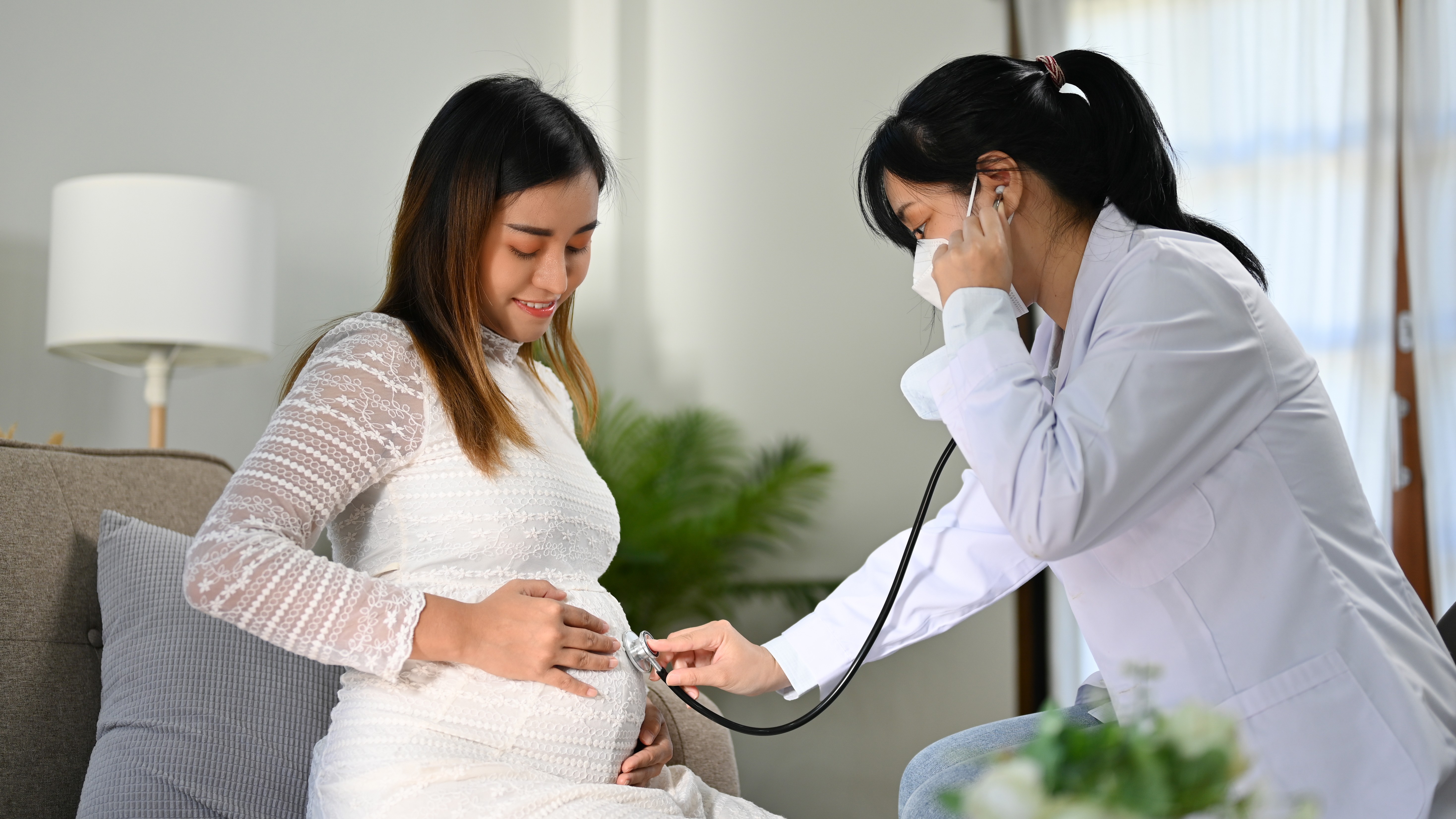 trimester kedua, pemeriksaan kehamilan, USG janin, tes darah, kesehatan Ibu Hamil, Bunda, si Kecil